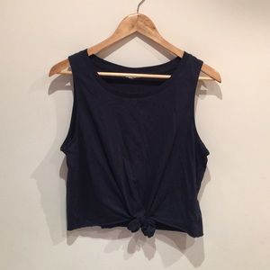 Navy sleeveless shirt with tie edge